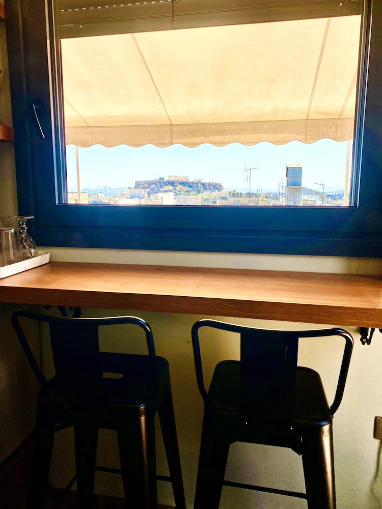 200mbps Wifi - Penthouse With Acropolis View