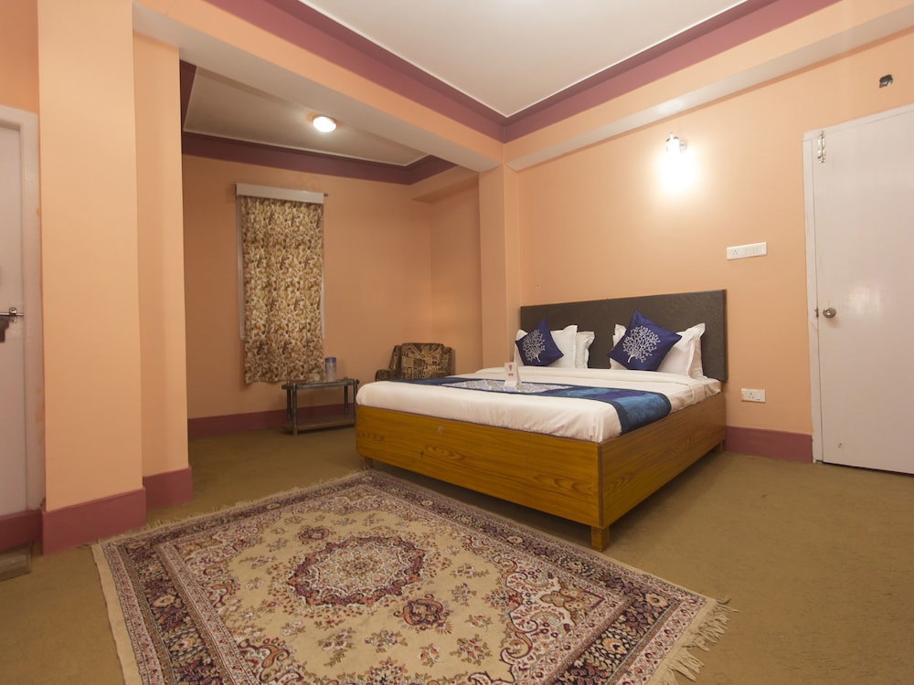 OYO 10586 Hotel Tulip Residency