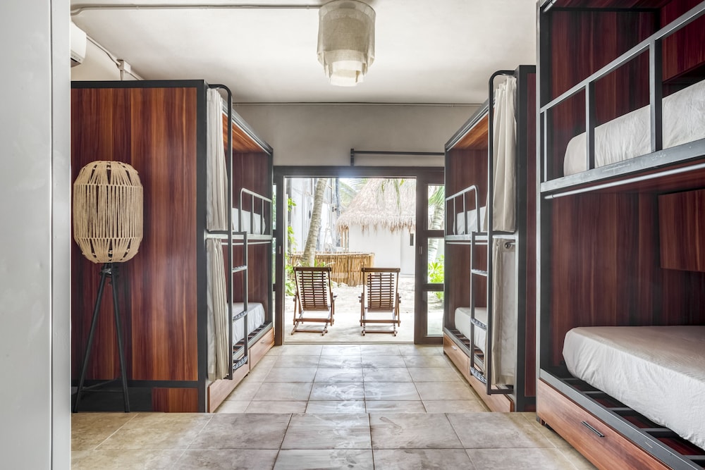 Villa Joy 3 by JoyLettings