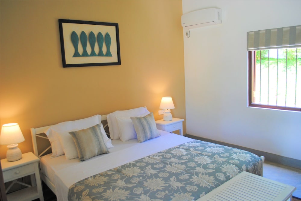 Arahtis Lake Villa view 2