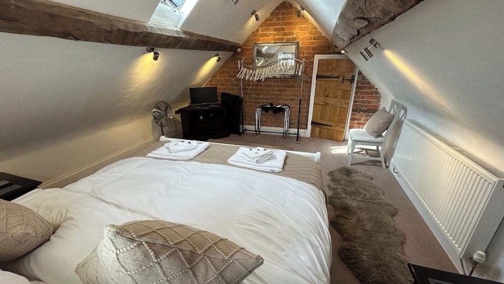 4 Bed Farmhouse Alton Tower Xmas Market Chatsworth