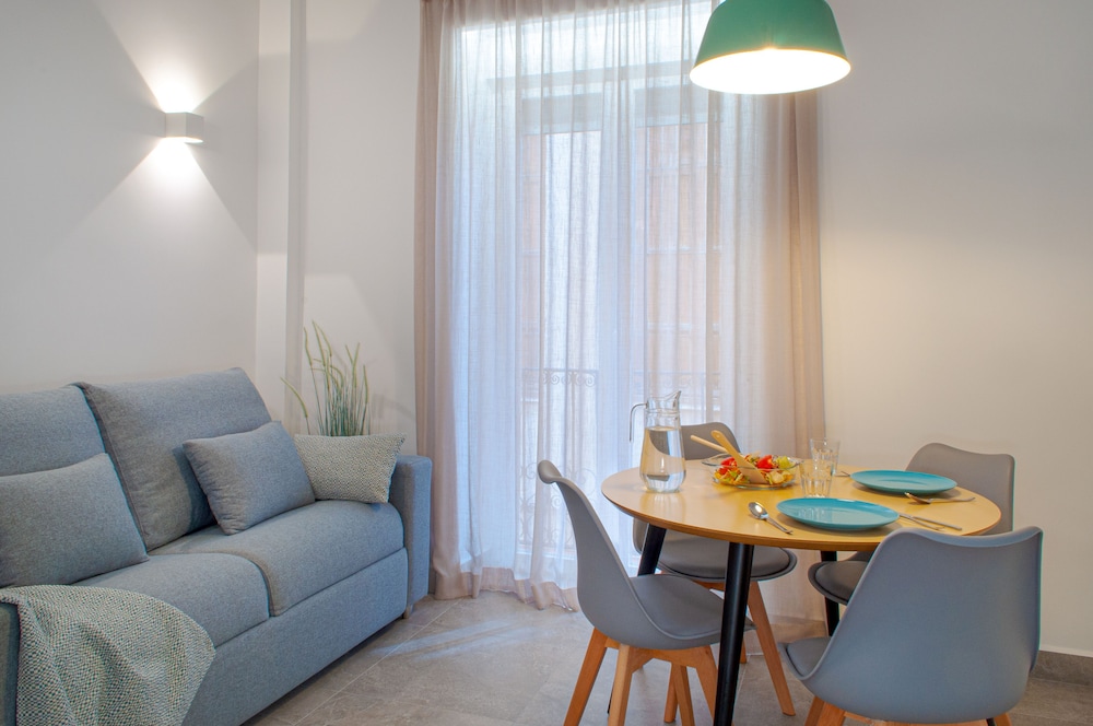 ABAL Apartments - Barrio