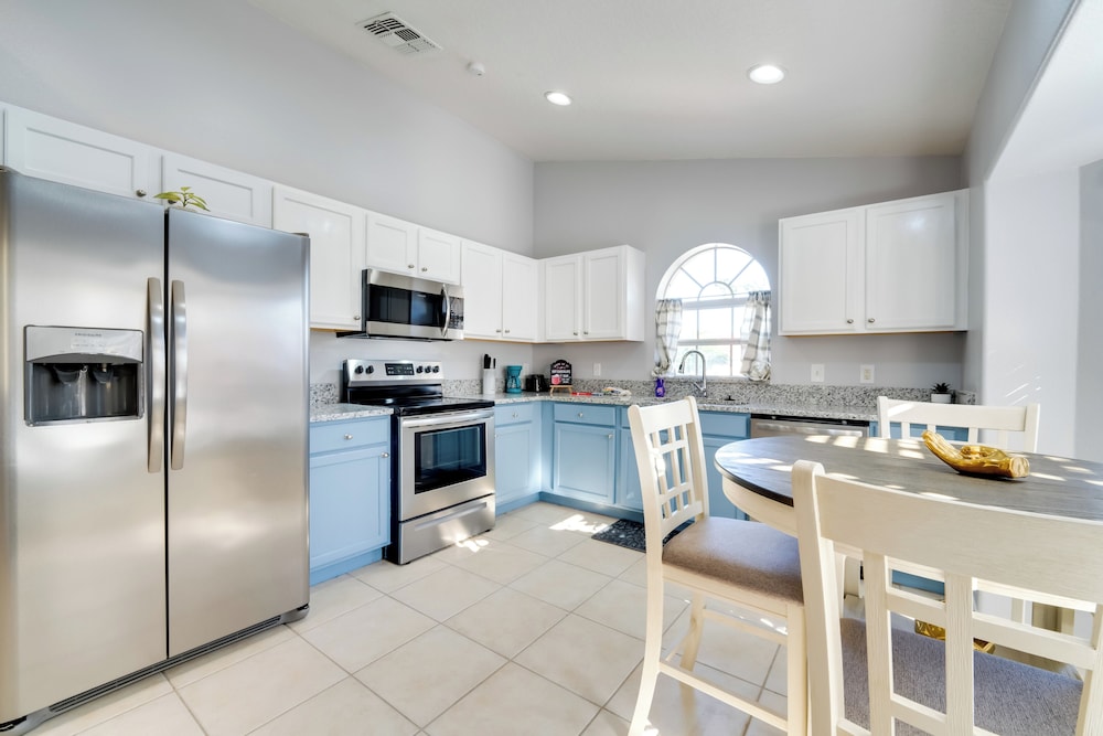 11 Mi to Disney: Pet-friendly Aviana Resort Home!