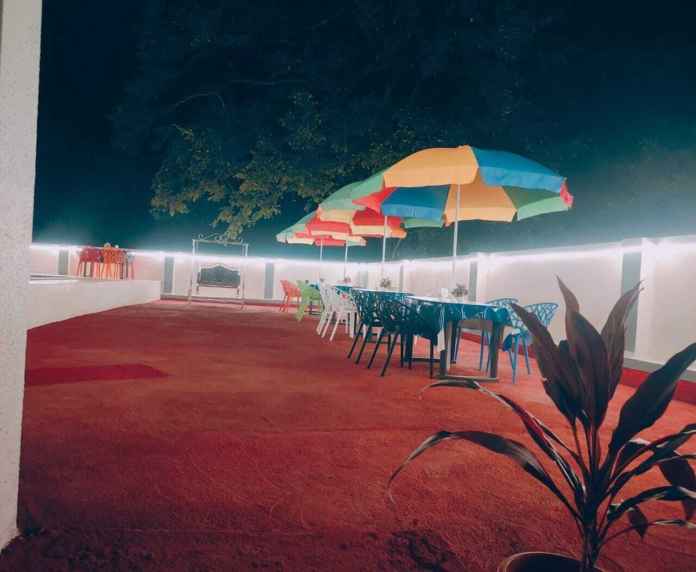 Coastal Gateway Resort, 3 min walk to Nagaon Beach