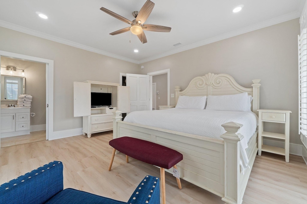Reunion Beach House