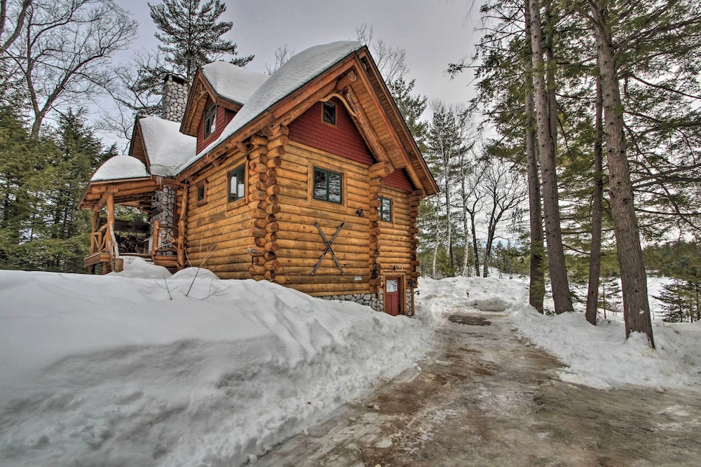 Waterfront Conway Vacation Rental w/ Deck!