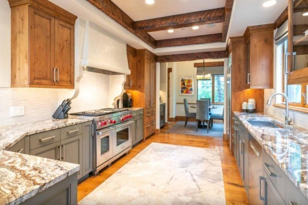 Vail_gore_creek_bergrose_5bd