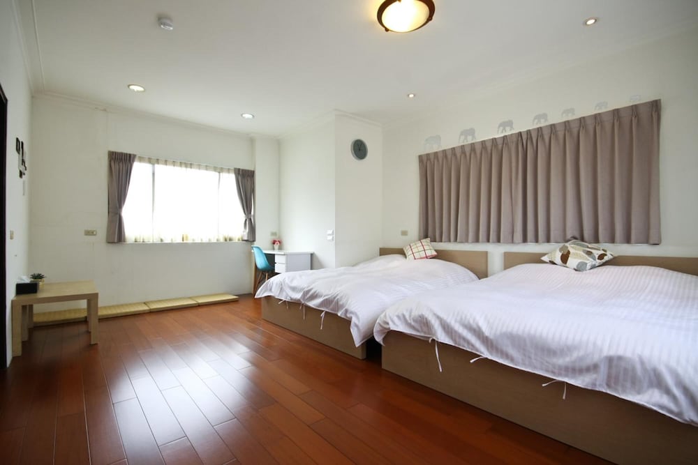VV House