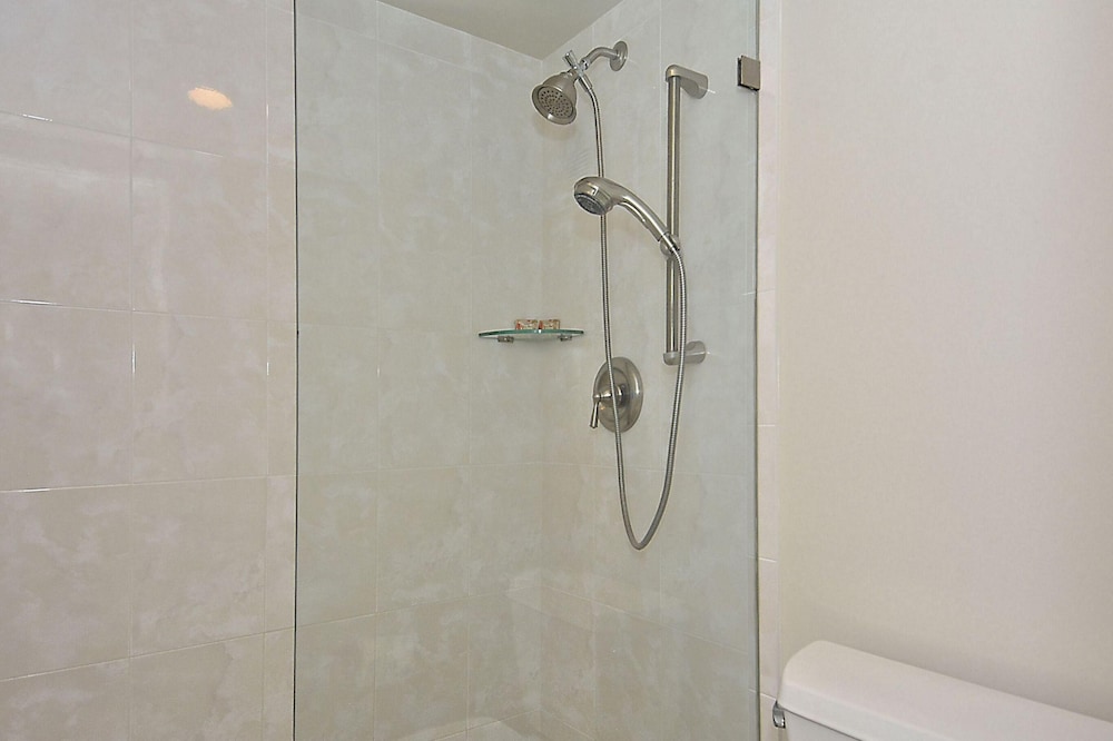 Land's End 4-401 Bay Front - Premier