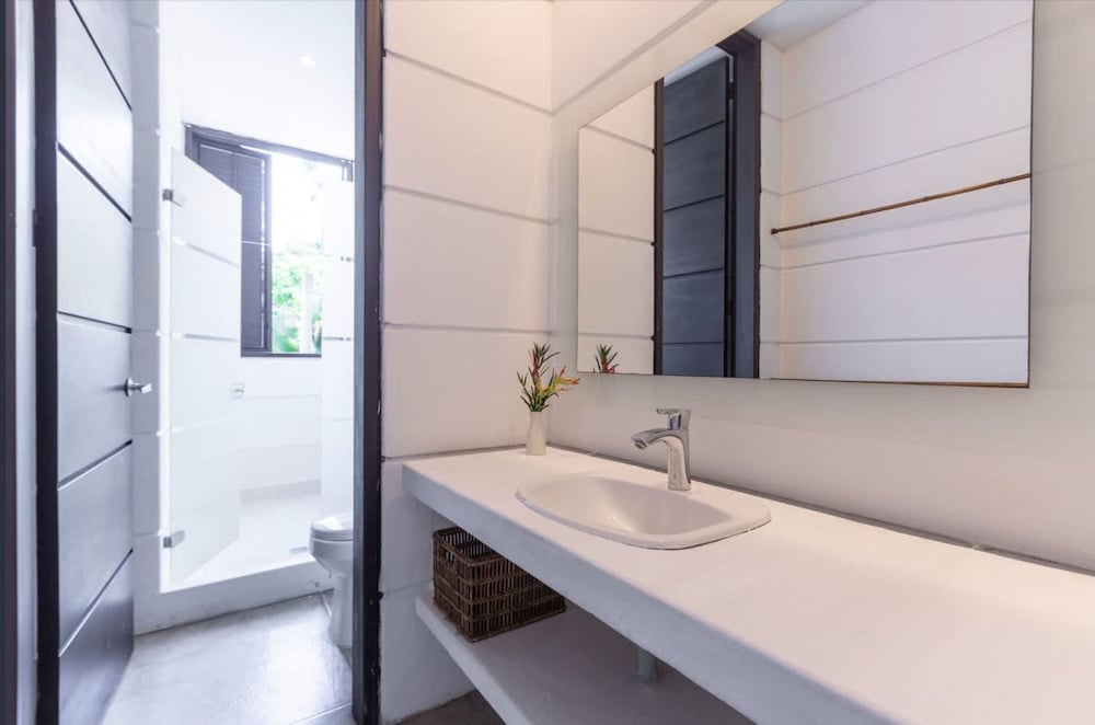 w Lovely 4BR Villa at Mesa de Yeguas