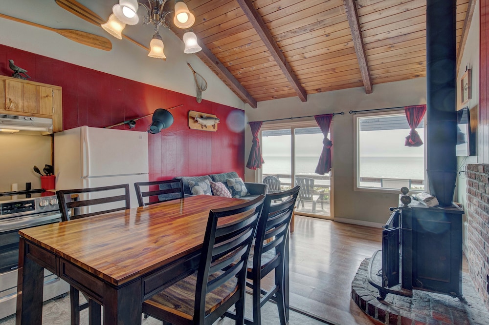 Moolack Shores Inn