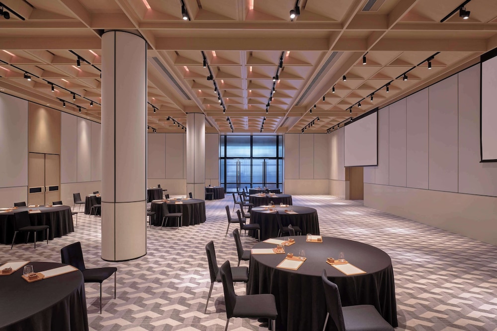 Hyatt Centric Zhongshan Park Shanghai 4