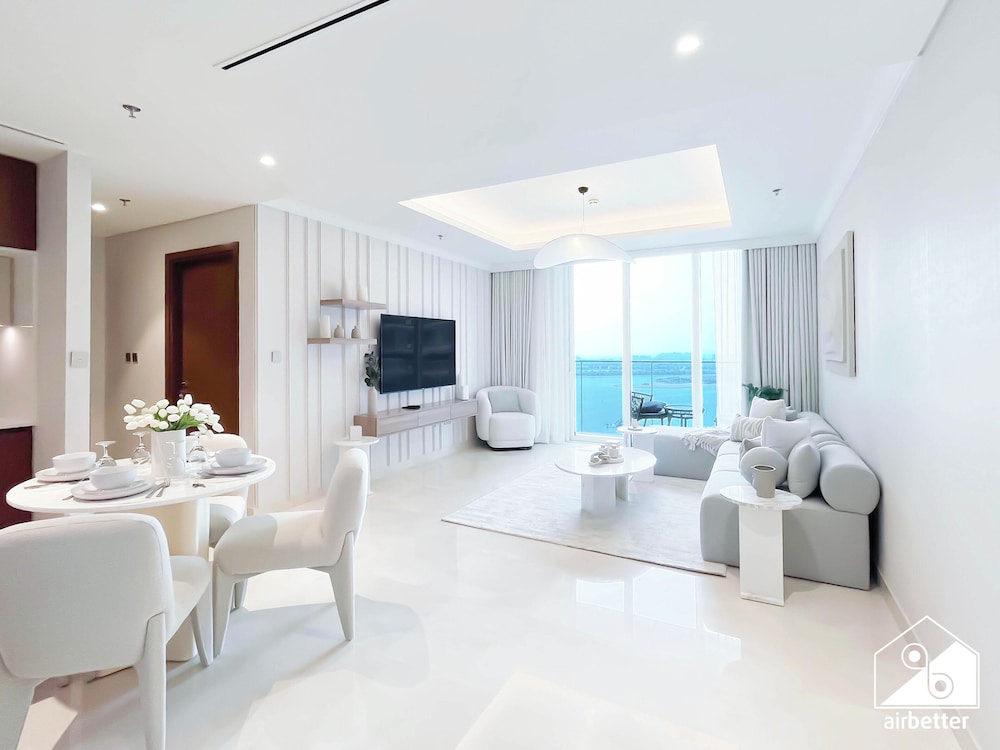 Luxury Beachfront Stay Palm Jumeirah