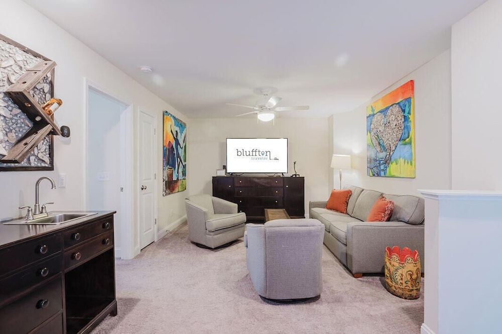 Mary Margaret Cottage - Spacious 4 Bed Coastal Home, Historic Old Town Bluffton