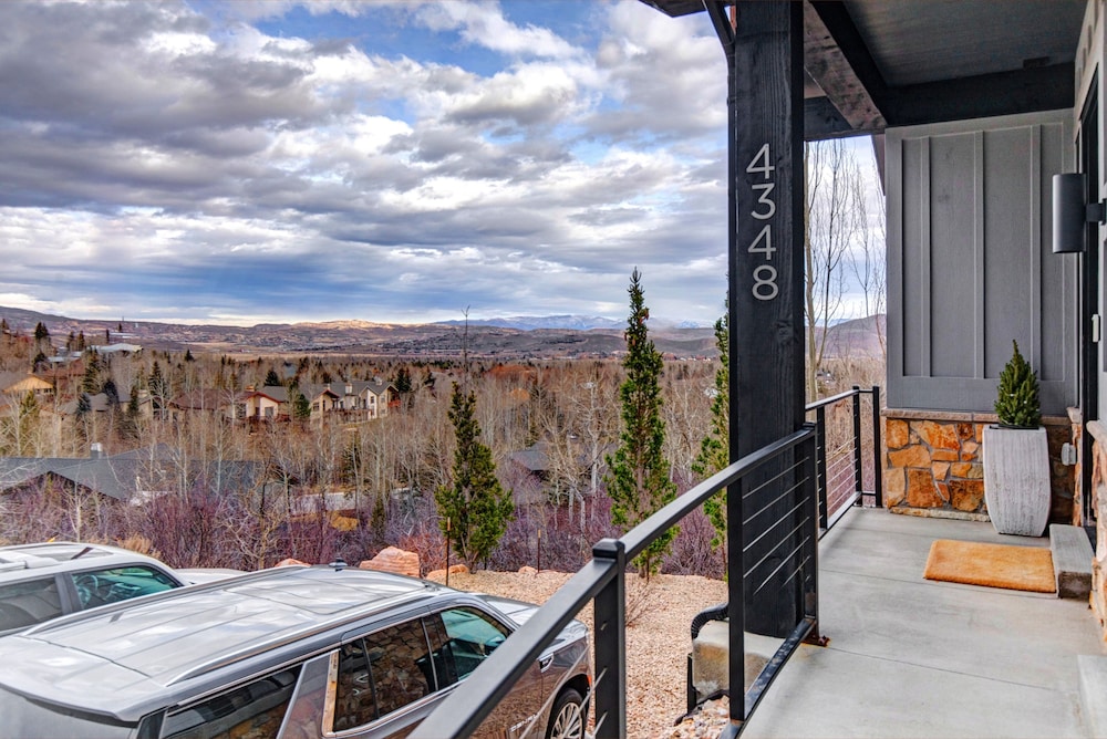 Frost Haven 4 Bedroom Townhouse