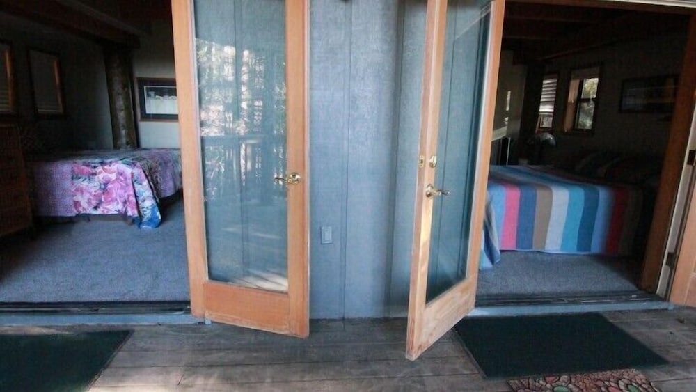 Scenic Wonders Treehouse Lodge 2 Bedroom view 5