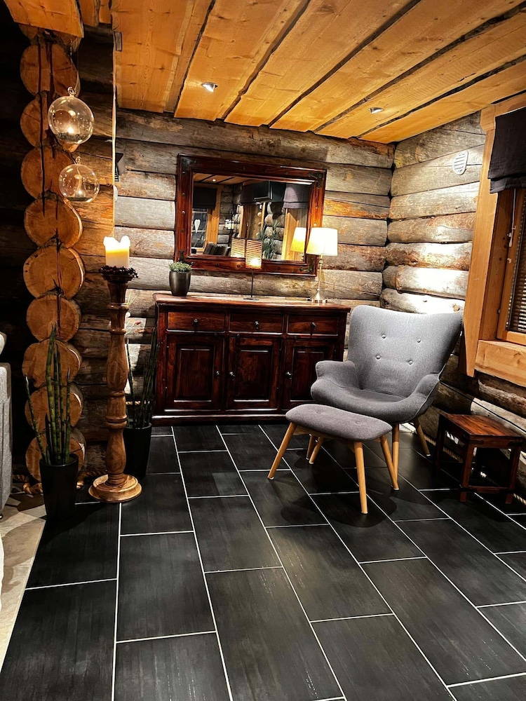 Aurora Bliss Cabin Retreat