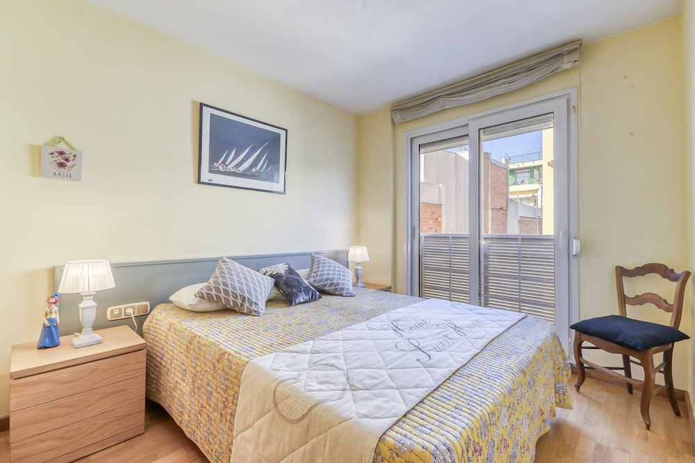 Apartment in Roses Near Playa de Roses Beach