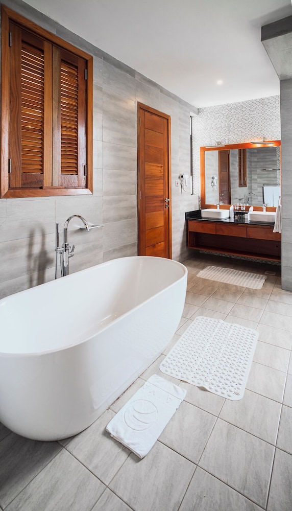 Maiyan Luxury Resort