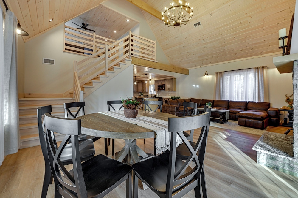 10-acre Property w/ Fire Pit & Grill in Arkdale!