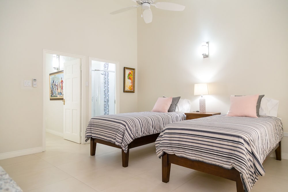 2 Bedroom Townhouse at Surbiton Square view 5