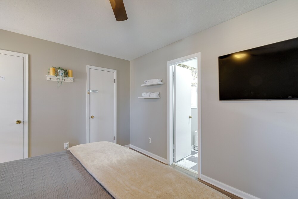 4 Mi to Shelby Farms Park: Memphis Home w/ Patio!