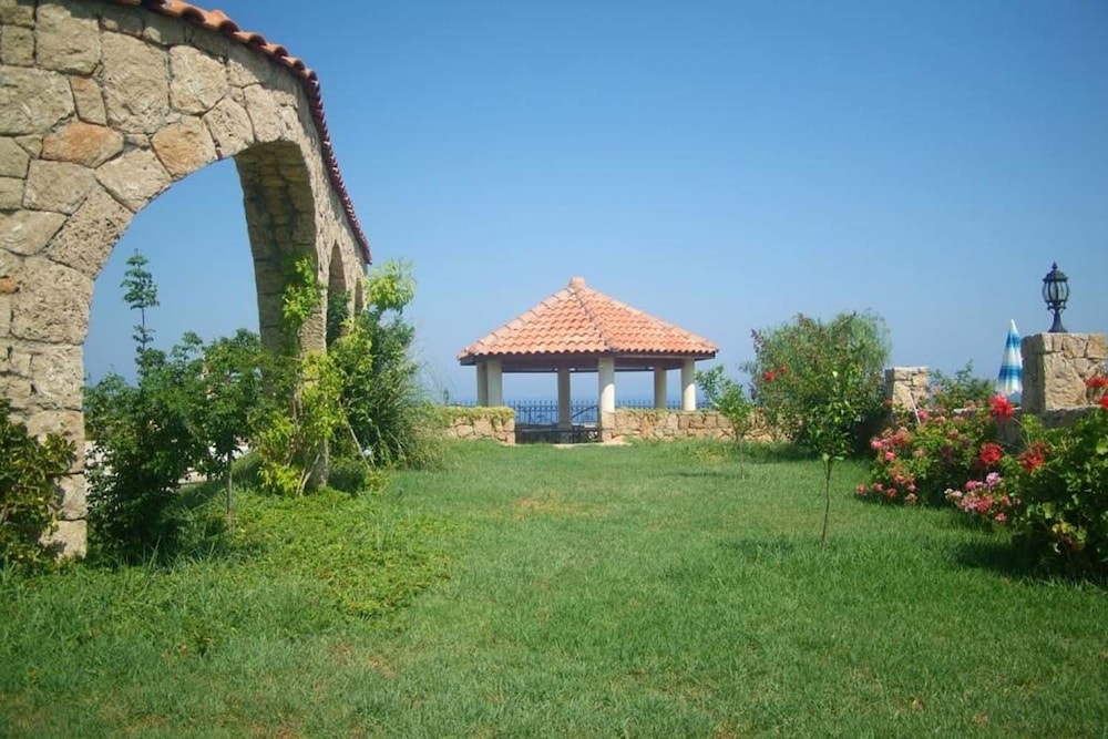 Photo 23