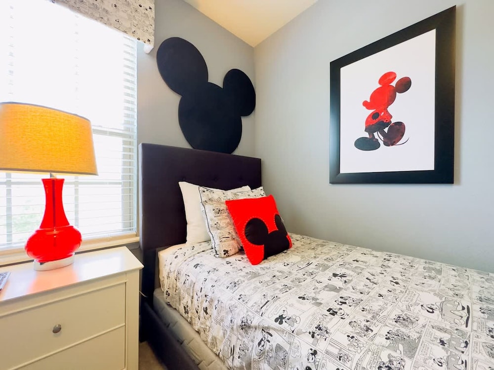 Villa Near Disney Themed Luxury 5Bd With Pool