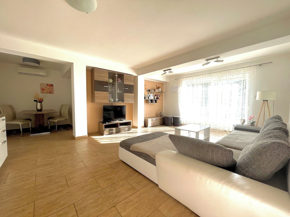 Villa Eternity