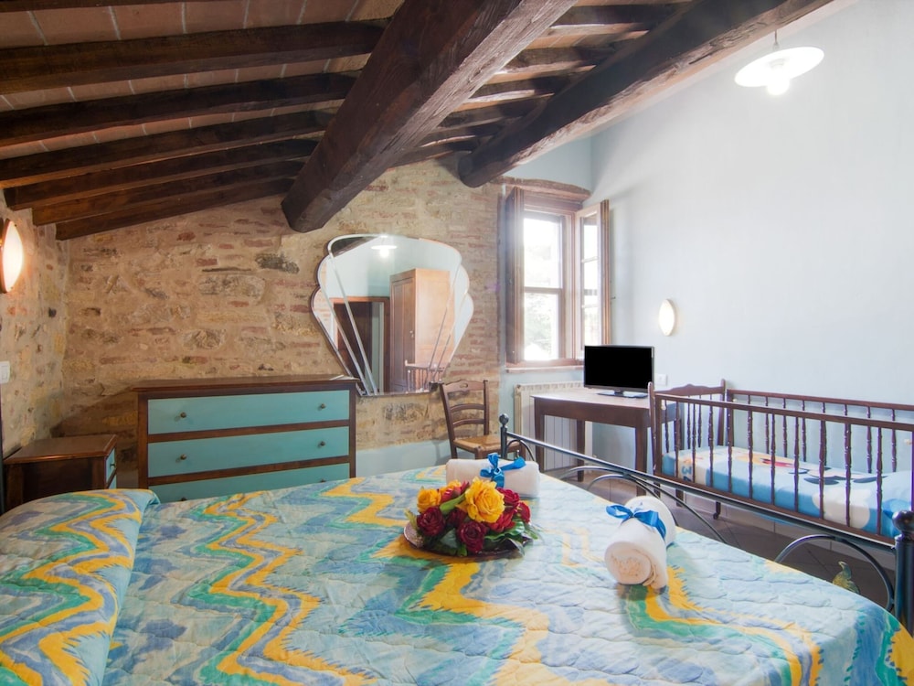 Farmhouse by Lake Trasimeno With Pool view 4