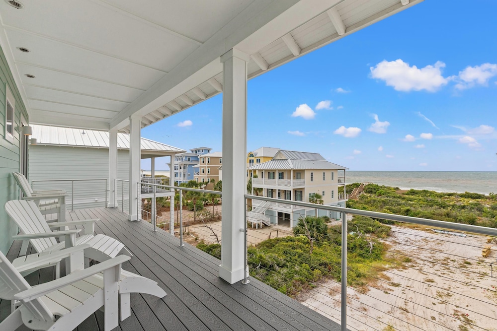 Beach House - Our Cabana by PHG