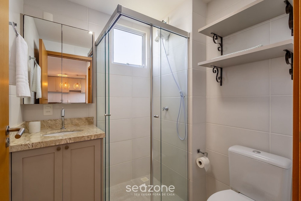 VAC - Beachfront Condo in Itajuba Beach