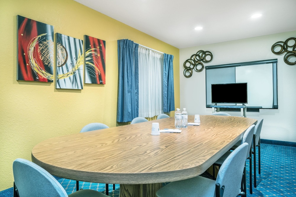 meeting & event spaces