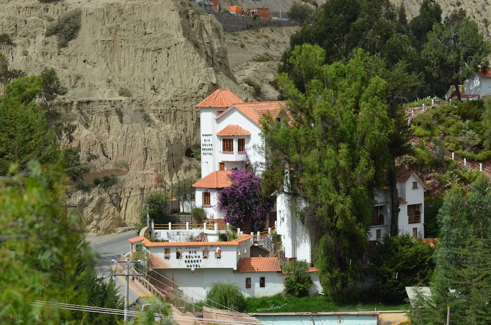 Hotel Rio Selva Resort Aranjuez - Image 1