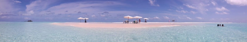 Hudhu Raakani Lodge