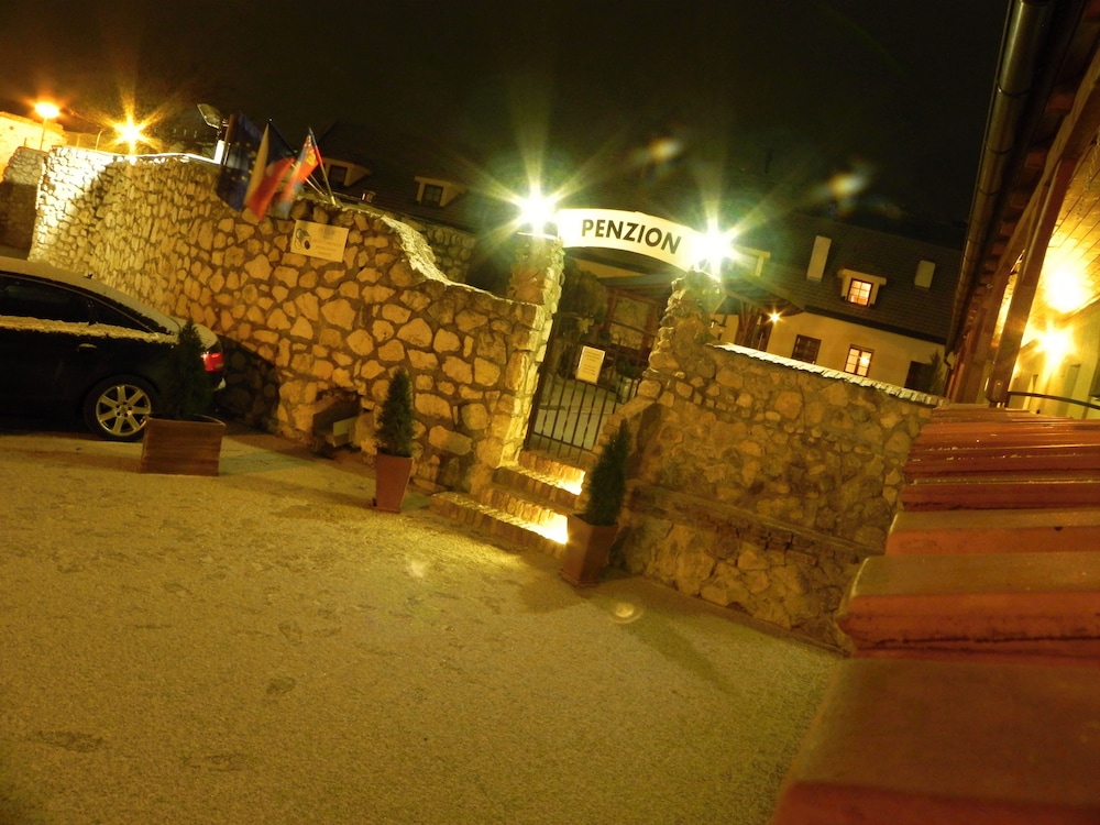 Zámecký penzion Rotunda