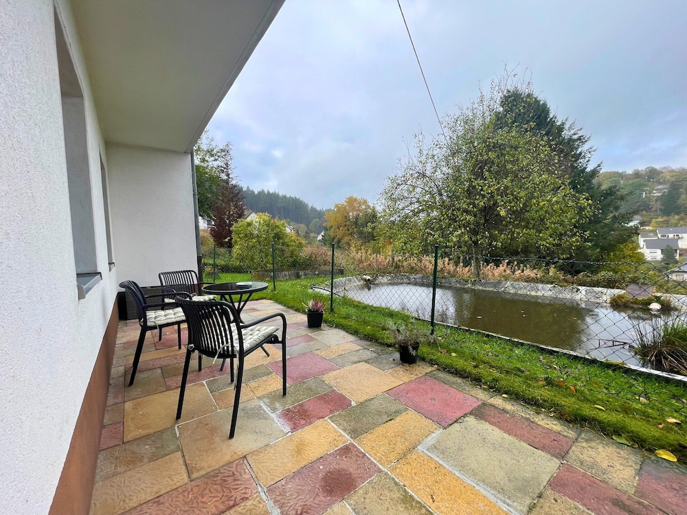 Romantic Apartment With Garden