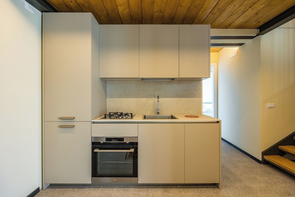 La Pinacoteca Aparthotel by NapoliApartments
