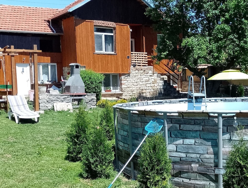Villa Nina in Kramolin, Beautiful Stay in Bulgaria