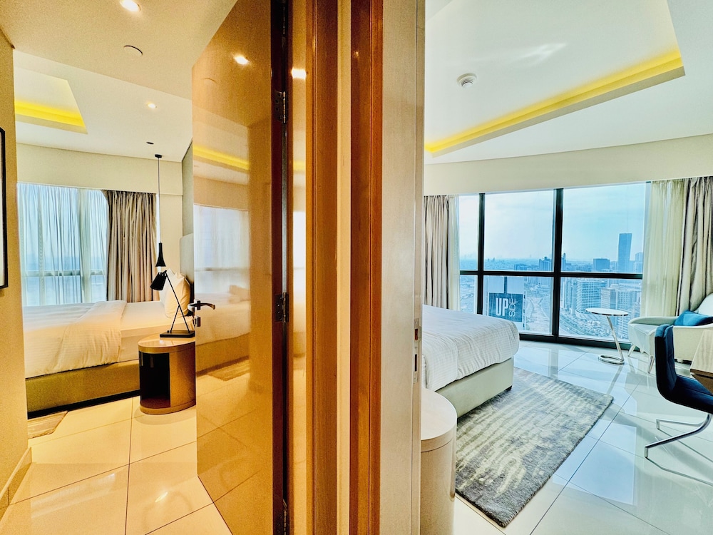 Venduras Cozy 3BR at Damac Tower