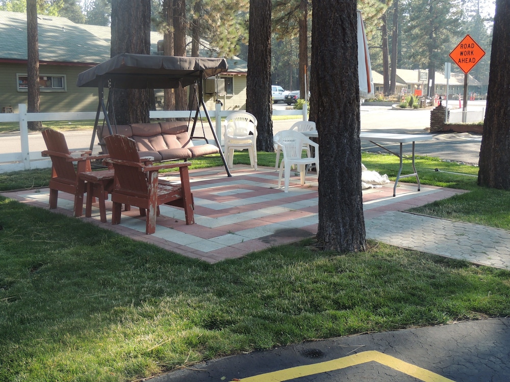 Lake Tahoe Vacations - Apex Inn - Property Image 33