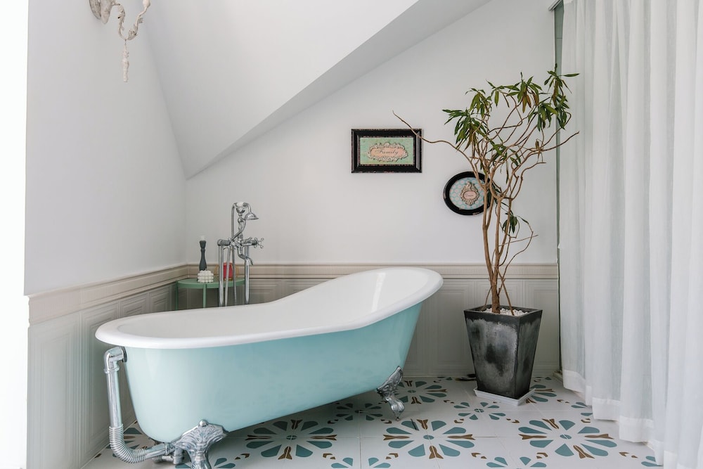 Shanghai Ruochu Designer Guesthouse-Near Shanghai Pudong Airport & Disneyland