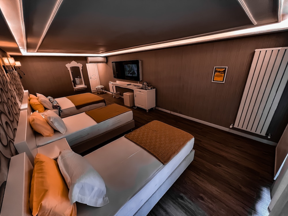 Assos Longevity Hotel