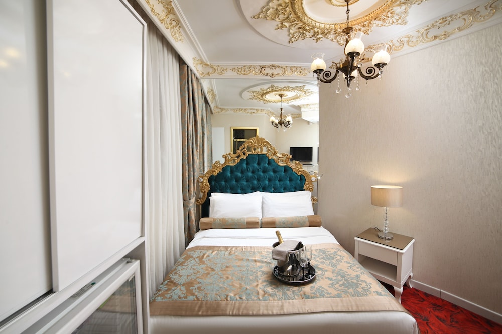Beyaz Monarch Otel - Image 7