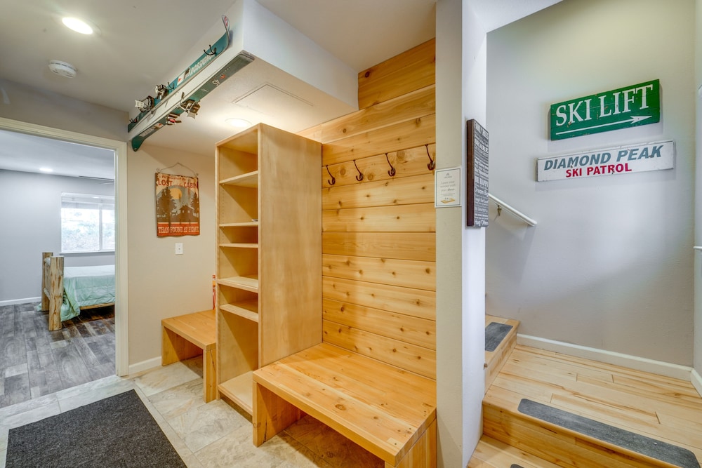 Lake Tahoe Vacations - Incline Village Retreat Near Skiing  Beaches - Property Image 7
