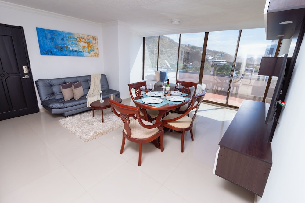 Apartamentos Centro Internacional - Cerca al Mar by SOHO