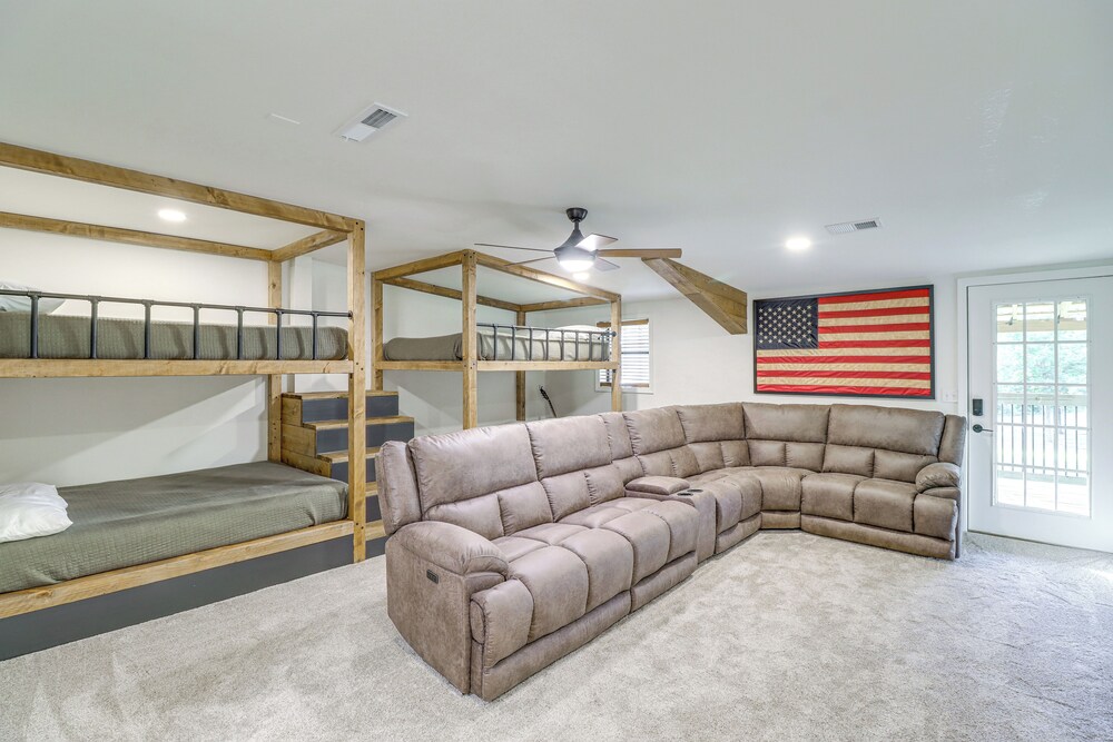 2 Mi to Buffalo River: Peaceful Family Retreat