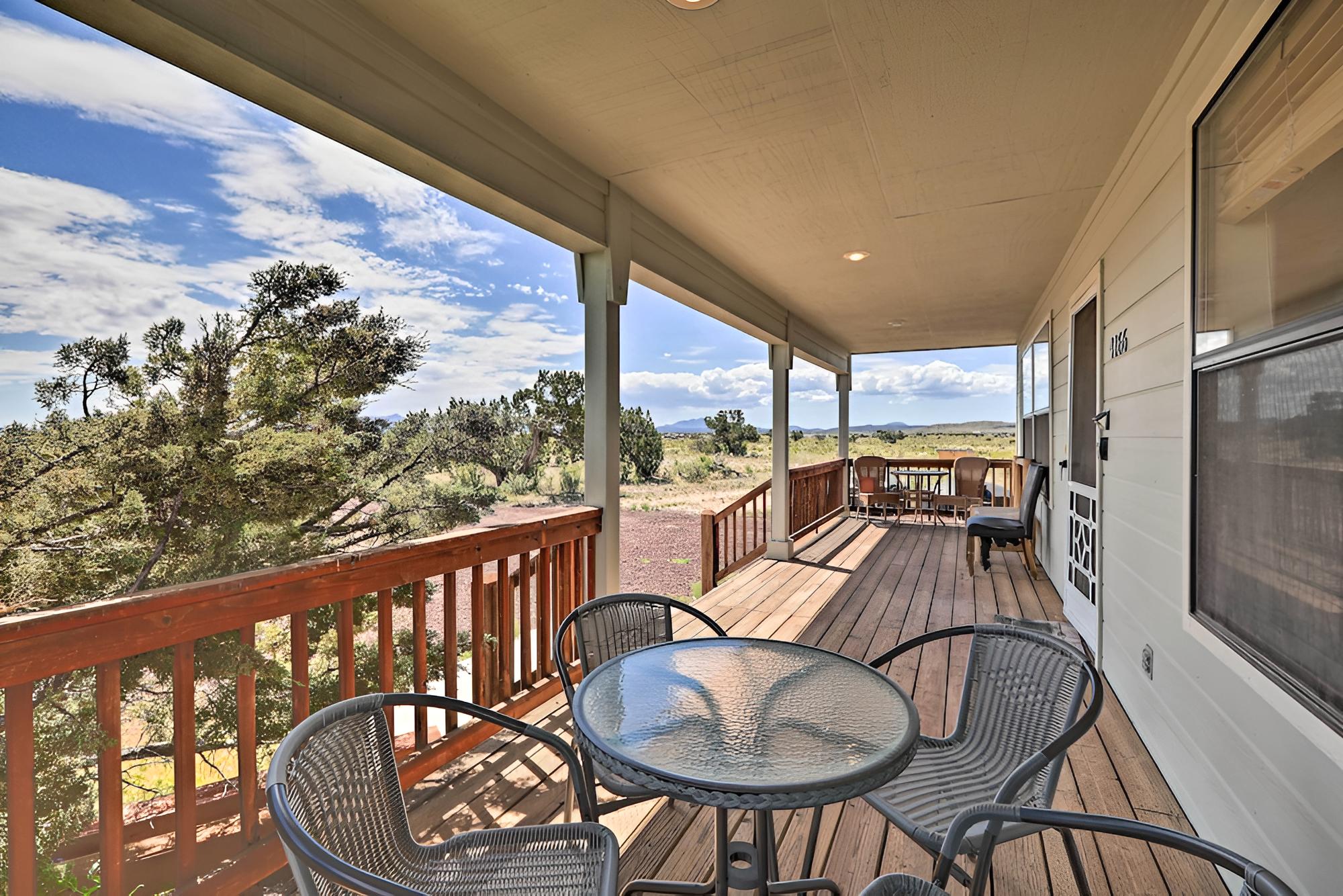 Grand Canyon Escape: Stargaze, Hike, Relax & More! view 4