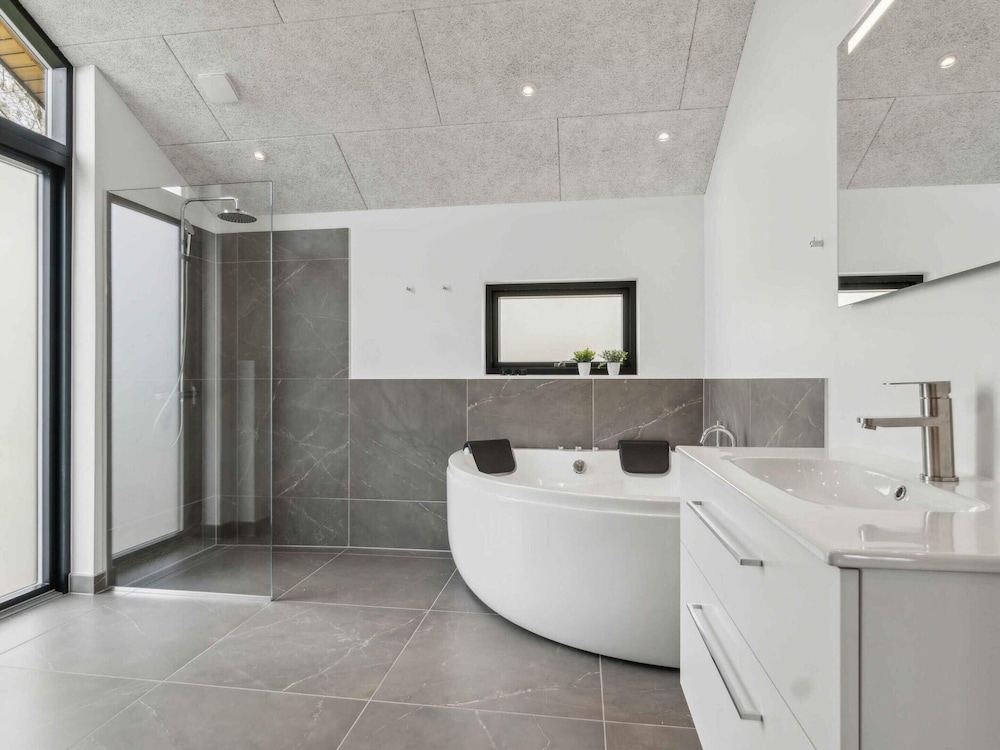 5 Star Holiday Home in Millinge