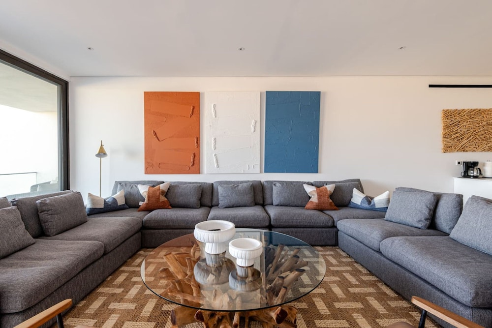 Brand new San Jose Condo